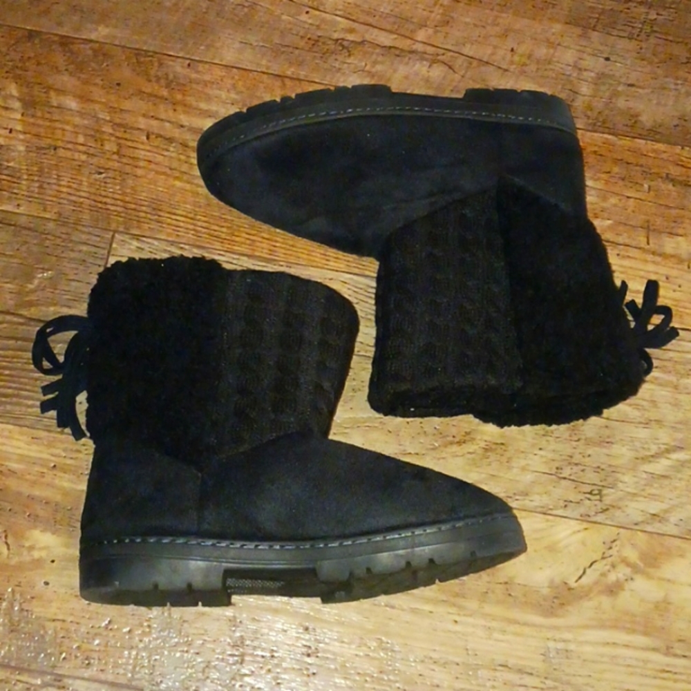 Black Boots